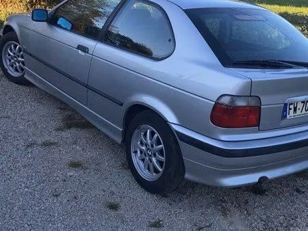 BMW Série 3 316 1.9 105