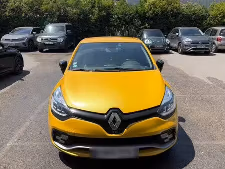 Renault Clio RS 1.6 T 200