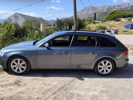 Audi A4 2.0 TDI 136 Attraction