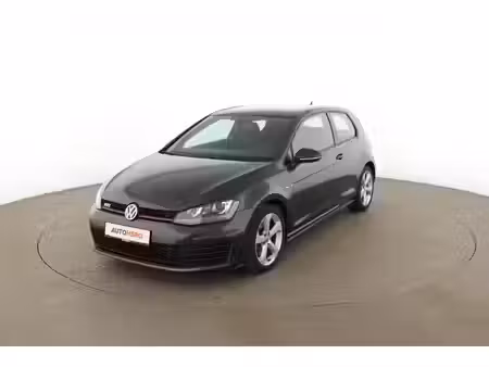 Volkswagen Golf 2.0 TSI