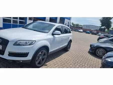Audi Q7 V6 3.0 TDI 245 S line quattro