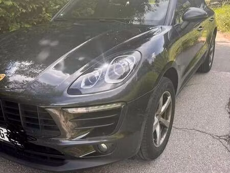 Porsche Macan 2.0 252 4x4