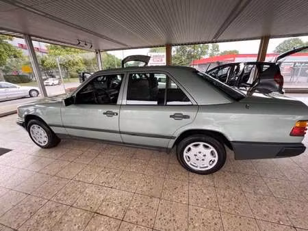 Mercedes-Benz Classe E 230 E