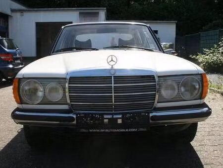 Mercedes-Benz Classe E 230
