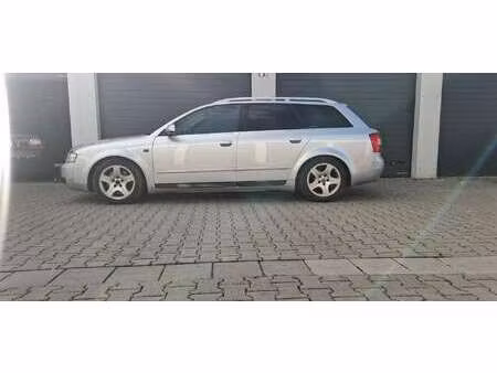 Audi A4 V6 2.5 TDI 163