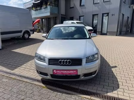 Audi A3 1.6 102 Attraction