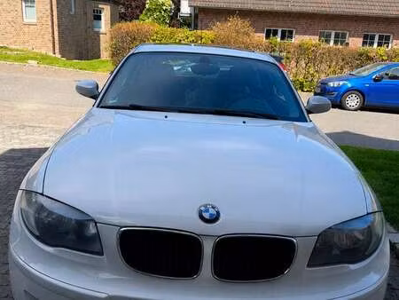 BMW Série 1 118i 2.0 143