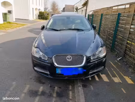 Jaguar XF V6 2.7 207