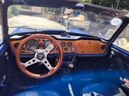 Triumph TR6 