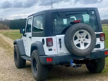 Jeep Wrangler Sport