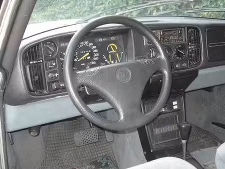 Saab 900 Coupe