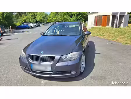 BMW Série 3 330i 3.0 258