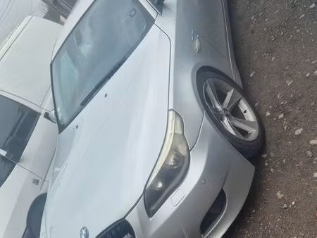 BMW Série 5 520i 2.2 170