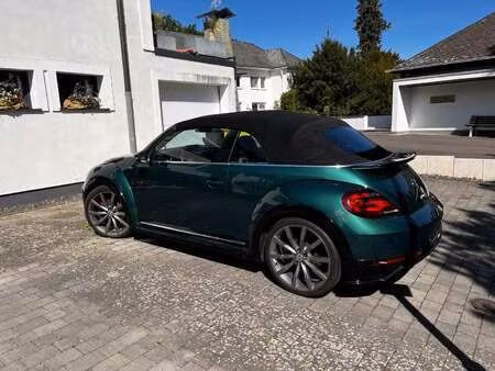 Volkswagen Beetle 2.0 TSI 220