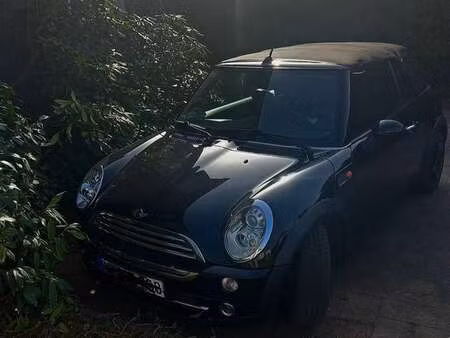 Mini Cabrio Cooper 1.6 115