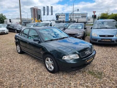 Audi A4 1.6 101