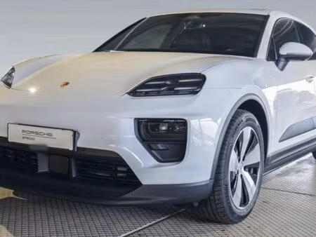 Porsche Macan 360
