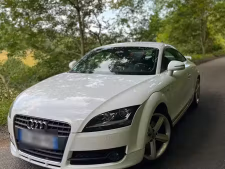 Audi TT 2.0 TFSI 200 S line
