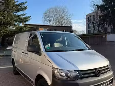 Volkswagen Transporter T5 TDI 102