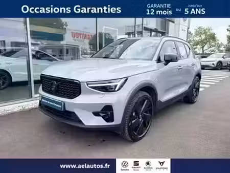 Volvo XC40 B3 2.0 163 Black Edition