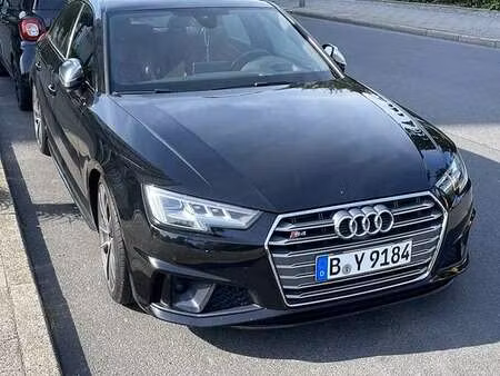 Audi A4 S4 V6 3.0 TFSI 354 quattro