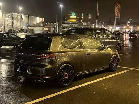 Volkswagen Golf GTI 2.0