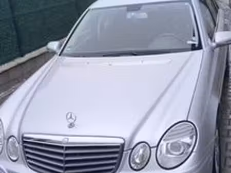 Mercedes-Benz Classe E E 200 2.1 CDI 136 Classic