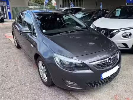 Opel Astra 1.7 CDTI 110 Cosmo