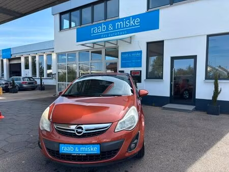 Opel Corsa 1.4 87 Satellite