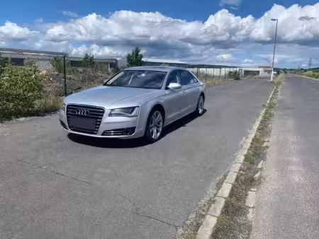 Audi A8 V8 4.2 TDI 258 quattro