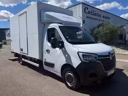 Renault Master 2.3 dCi 145