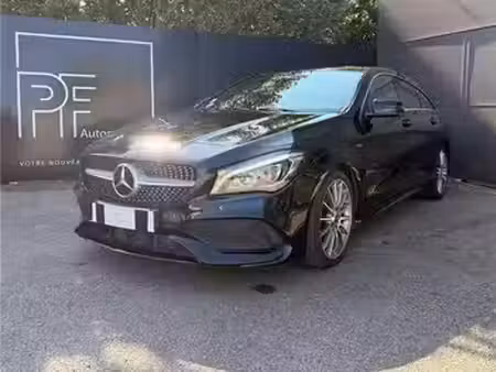 Mercedes-Benz CLA 200