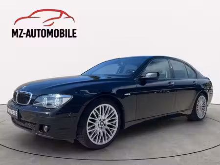 BMW Série 7 750i V8 4.4 367