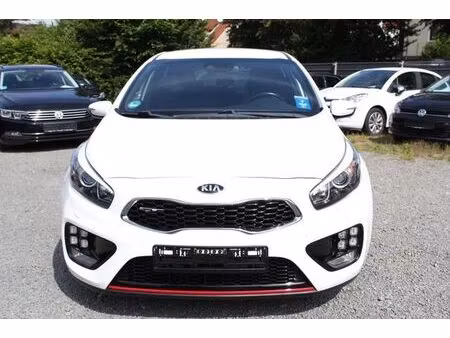 Kia Ceed GT 1.6 T GDi 204