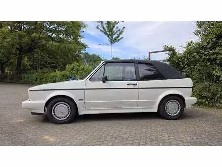 Volkswagen Golf 1.8 72