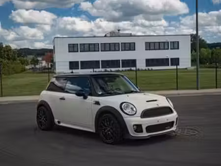 Mini Mini John Cooper Works 1.6 211