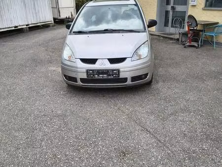 Mitsubishi Colt 1.3 95 Invite