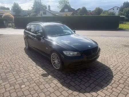 BMW Série 3 318d 2.0 136