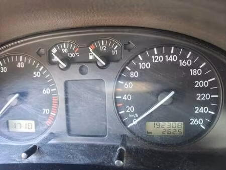 Volkswagen Passat 1.8 125 Confortline