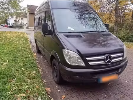 Mercedes-Benz Sprinter 129