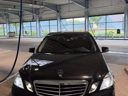 Mercedes-Benz Classe E E 200 Avantgarde