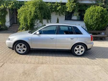 Audi A3 1.6 102 Ambition