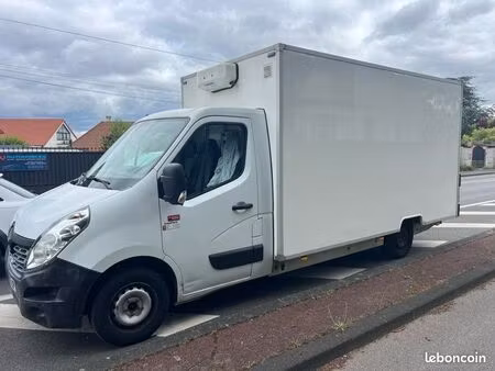 Renault Master 2.3 dCi 145
