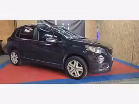 Peugeot 2008 1.2 VTi 82 Style