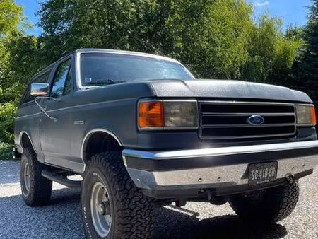 Ford Bronco 