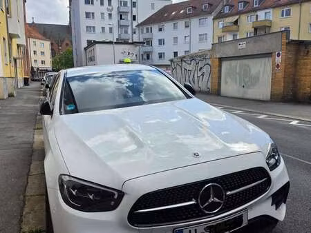 Mercedes-Benz Classe E E 220 AMG Line 4Matic