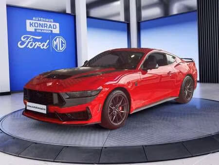 Ford Mustang Dark Horse V8 5.0