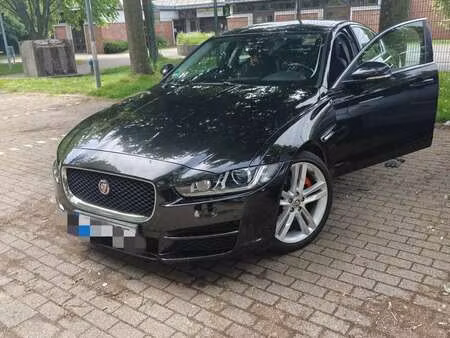 Jaguar XE 20T 2.0 200 R Sport