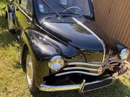 Renault 4CV 