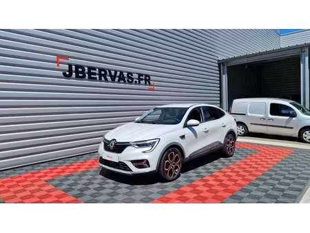 Renault Arkana E-Tech 1.6 145 Techno